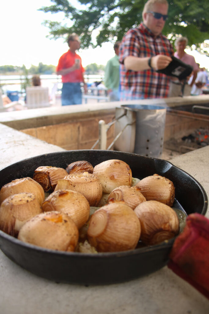 Smoky onions stuffed with garlic