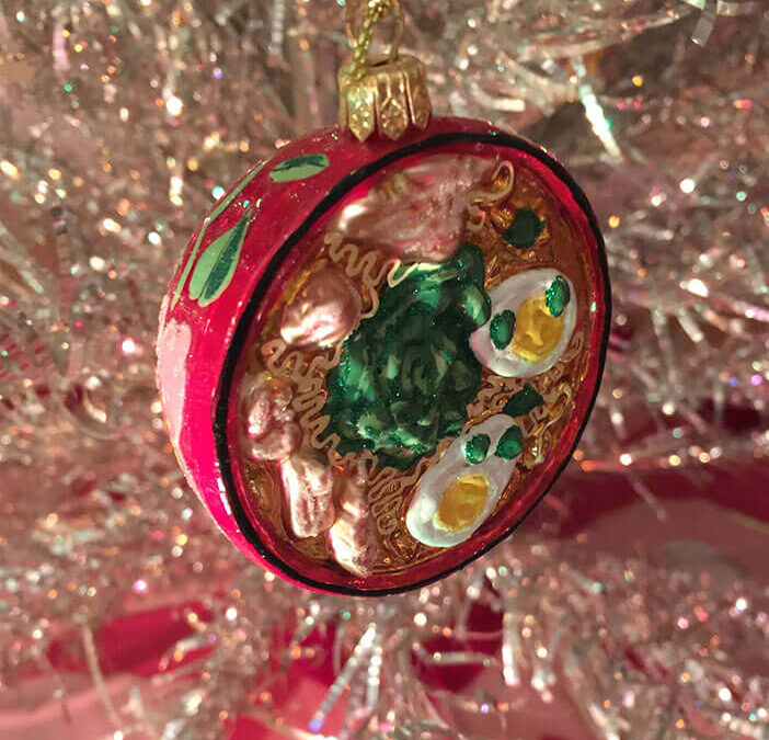 Top 25 Food Ornaments & a Very Merry Christmas!