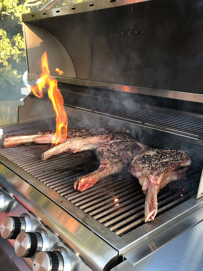 tomahawks on the grill